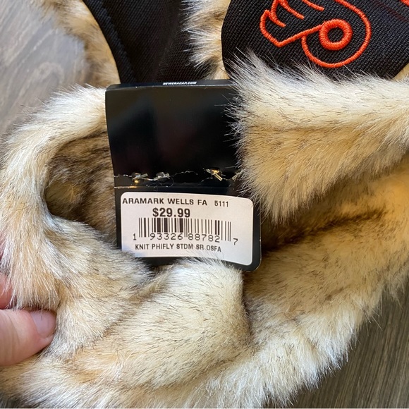 Philadelphia FLYERS Trapper hat- NEW - Picture 3 of 7